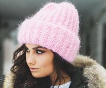 Модные вязаные спицами женские шапки на весну, осень, зиму: описание со схемой