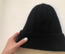 Как связать мужскую шапку спицами: модели и техника вязания